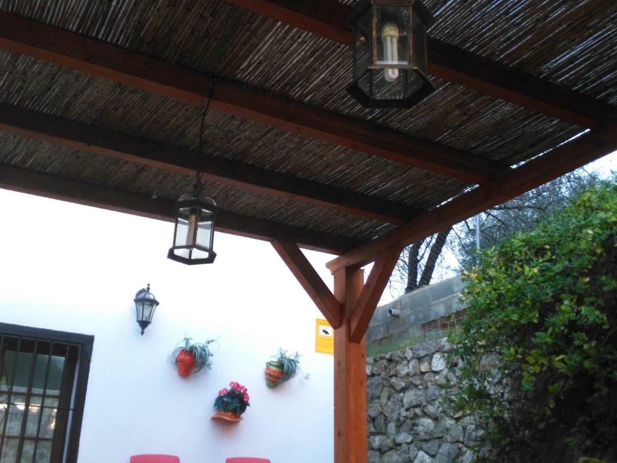 Casa La Liebrecilla Pensionat Ríogordo Exteriör bild