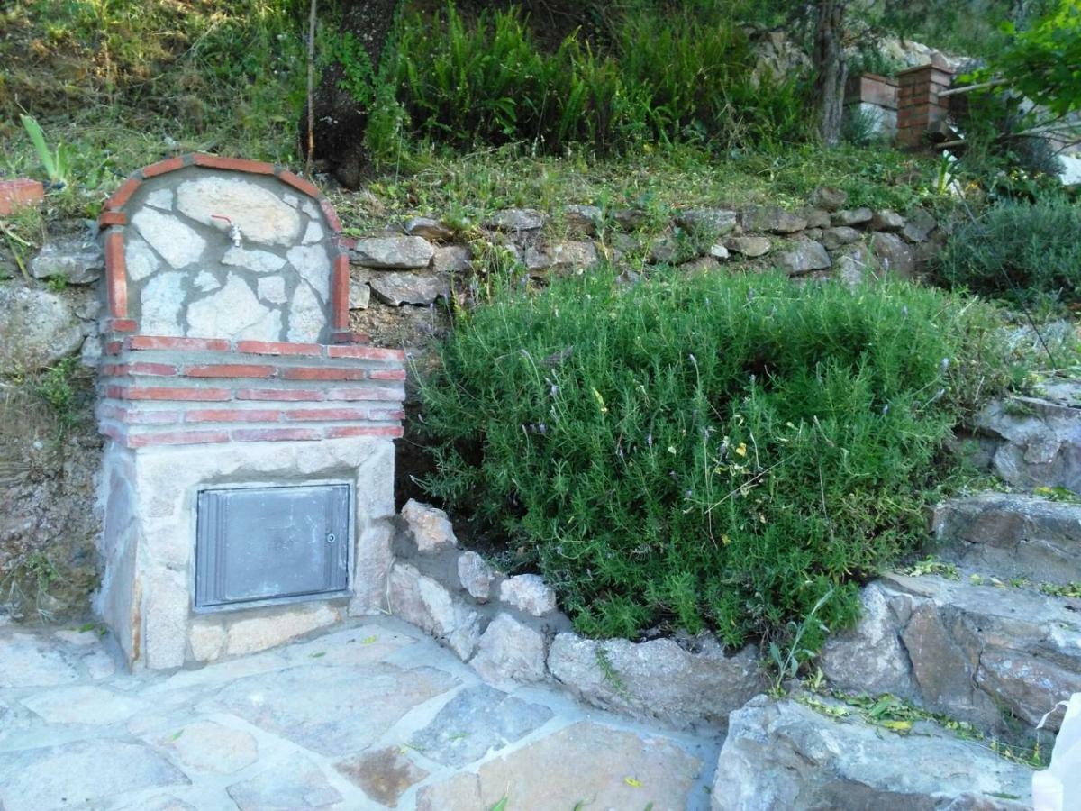 Casa La Liebrecilla Pensionat Ríogordo Exteriör bild
